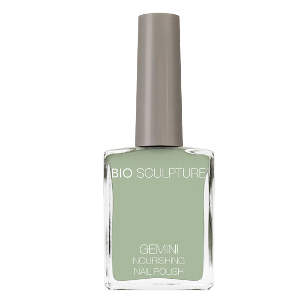 NO.100 PISTACHIO GREEN NAIL POLISH
