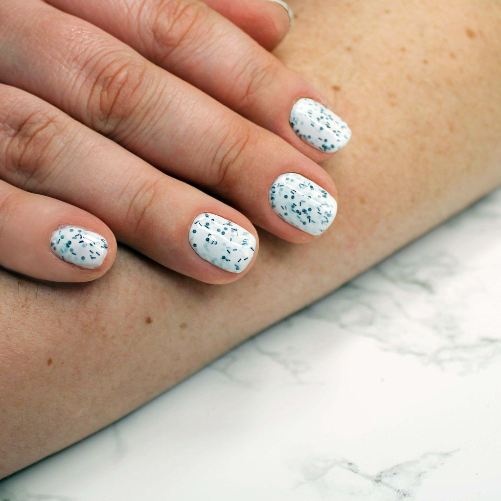 NO.227 - SNOWFLAKE FROSTING