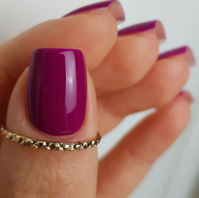 NO.285  VIOLET VIBES  NAILPOLISH